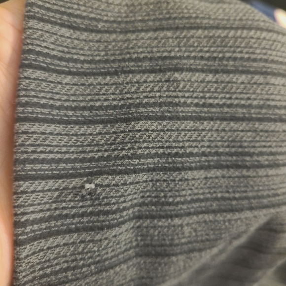 Lululemon | Women's Gray & Black Striped Wunder Under Crop Leggings (Size 6) - Picture 10 of 11